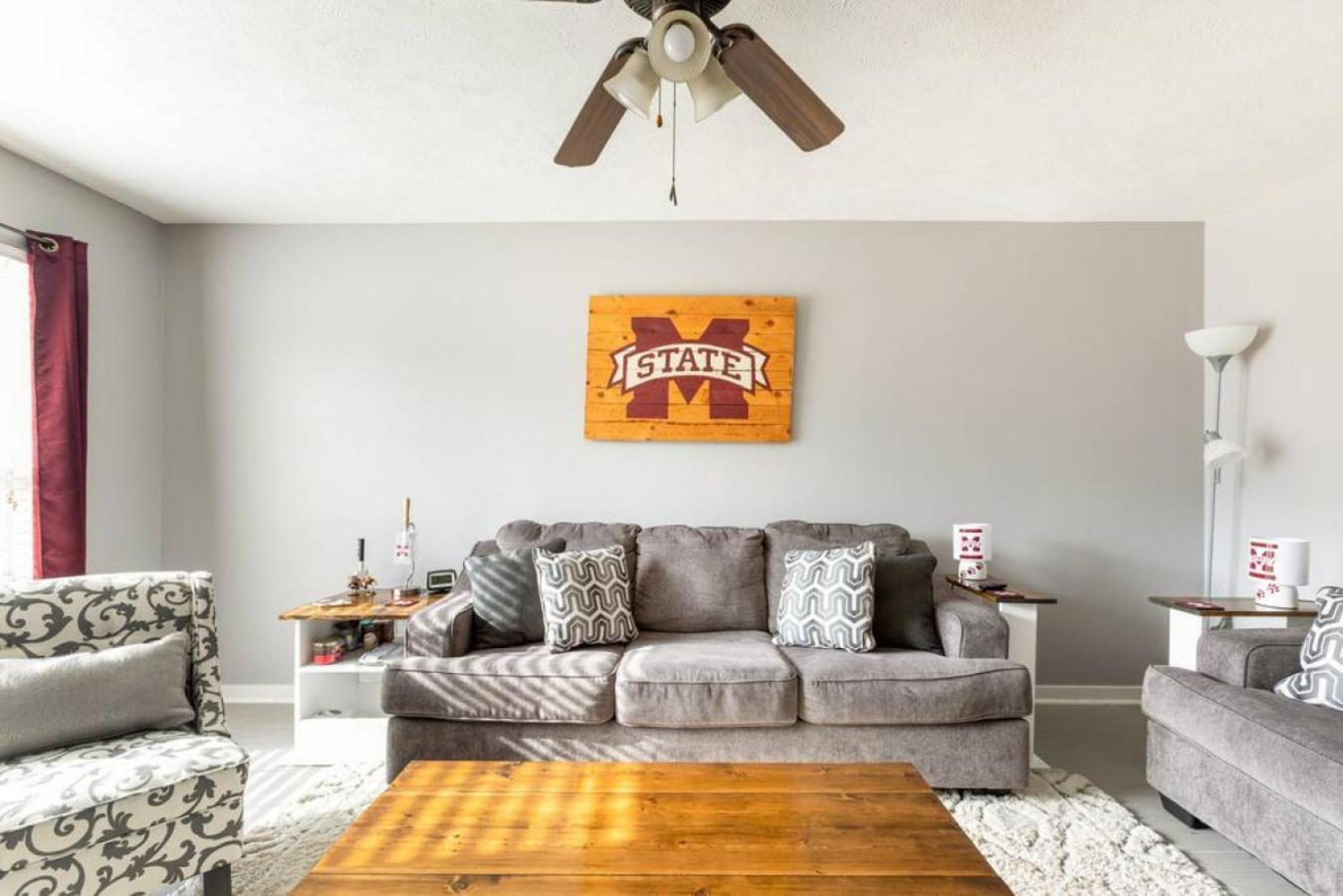 Bulldog Academy. Convenient To Msu. Holiday home *